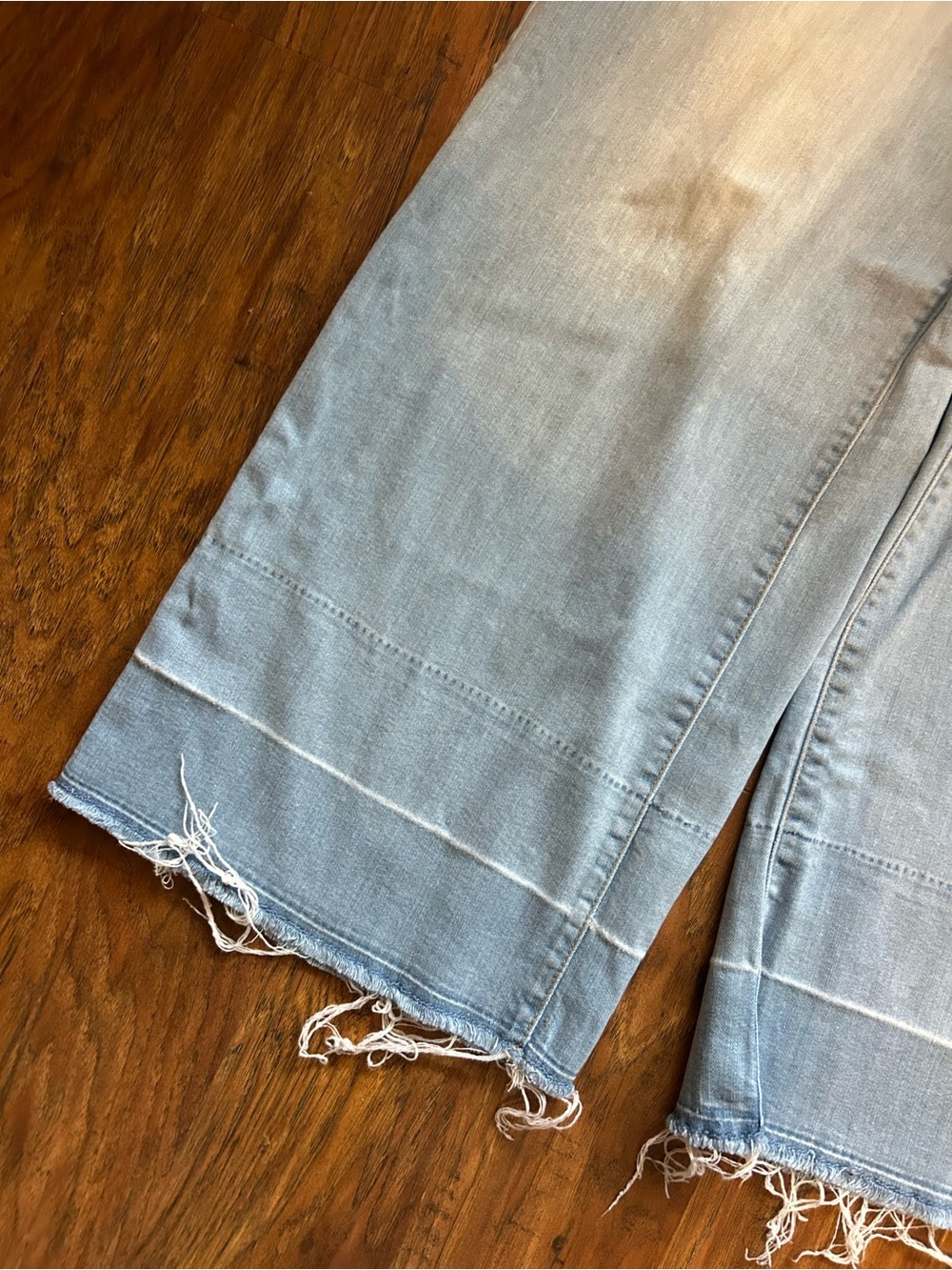 Light Blue Wide Leg Distressed Jeans Culottes with Frayed Hem - Picture 3 of 13